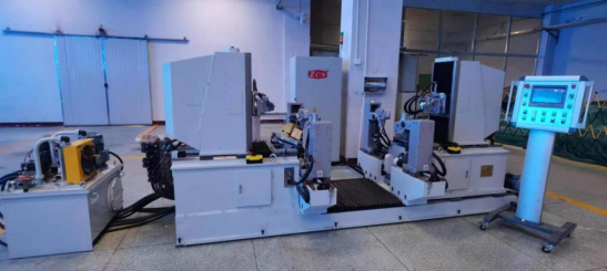 ZCN091EG-1500全自動數(shù)控四臂定子線圈伺服漲型機(jī)